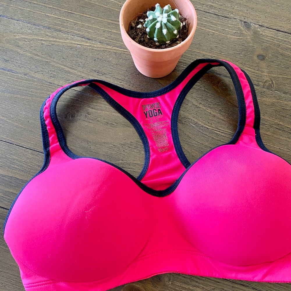 PINK Victoria’s Secret Yoga Sports Bra